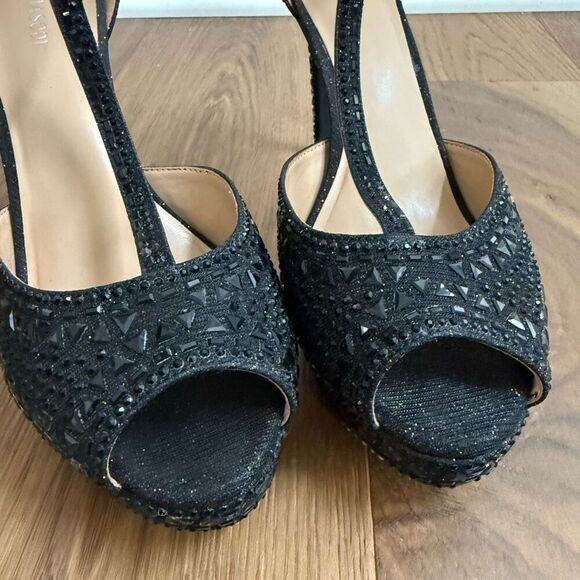 NWOB Thalia Sodi Chace Black T-Strap Embellished Platform Stiletto Heels 12 Wide - Picture 2 of 10